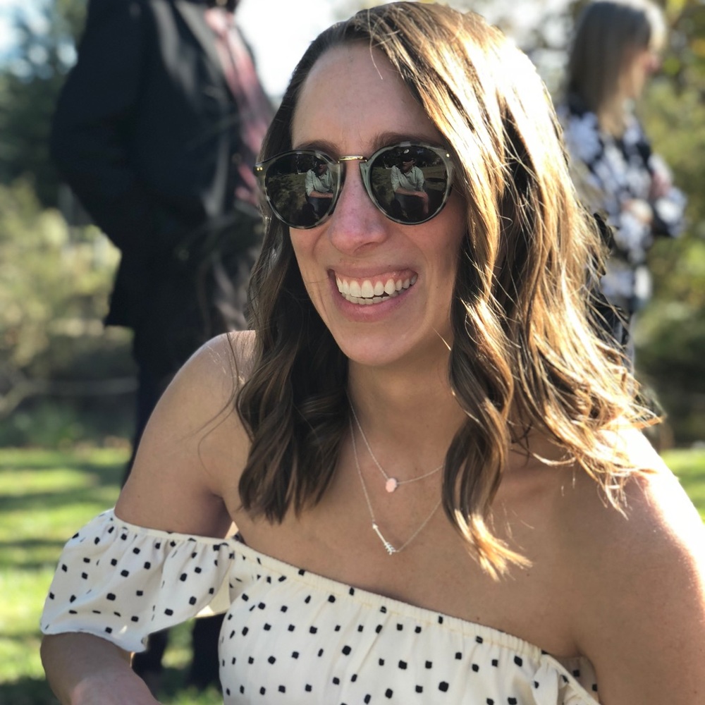 Meet your Posher, Ivette